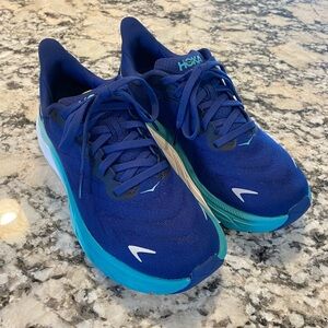 Hoka Arahi 6 excellent condition!